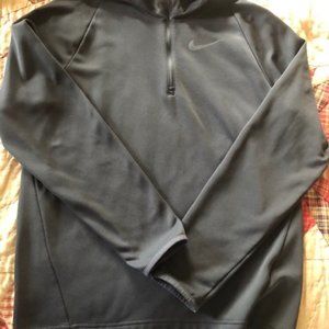 Men's Nike Black 1/4 zip Pullover size Small